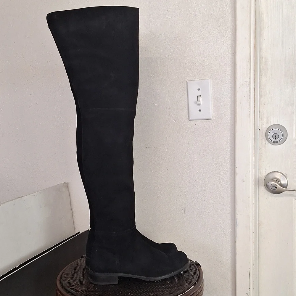 Stuart Wietzman 6 1/2 M Suede Black Over The Knee Boots